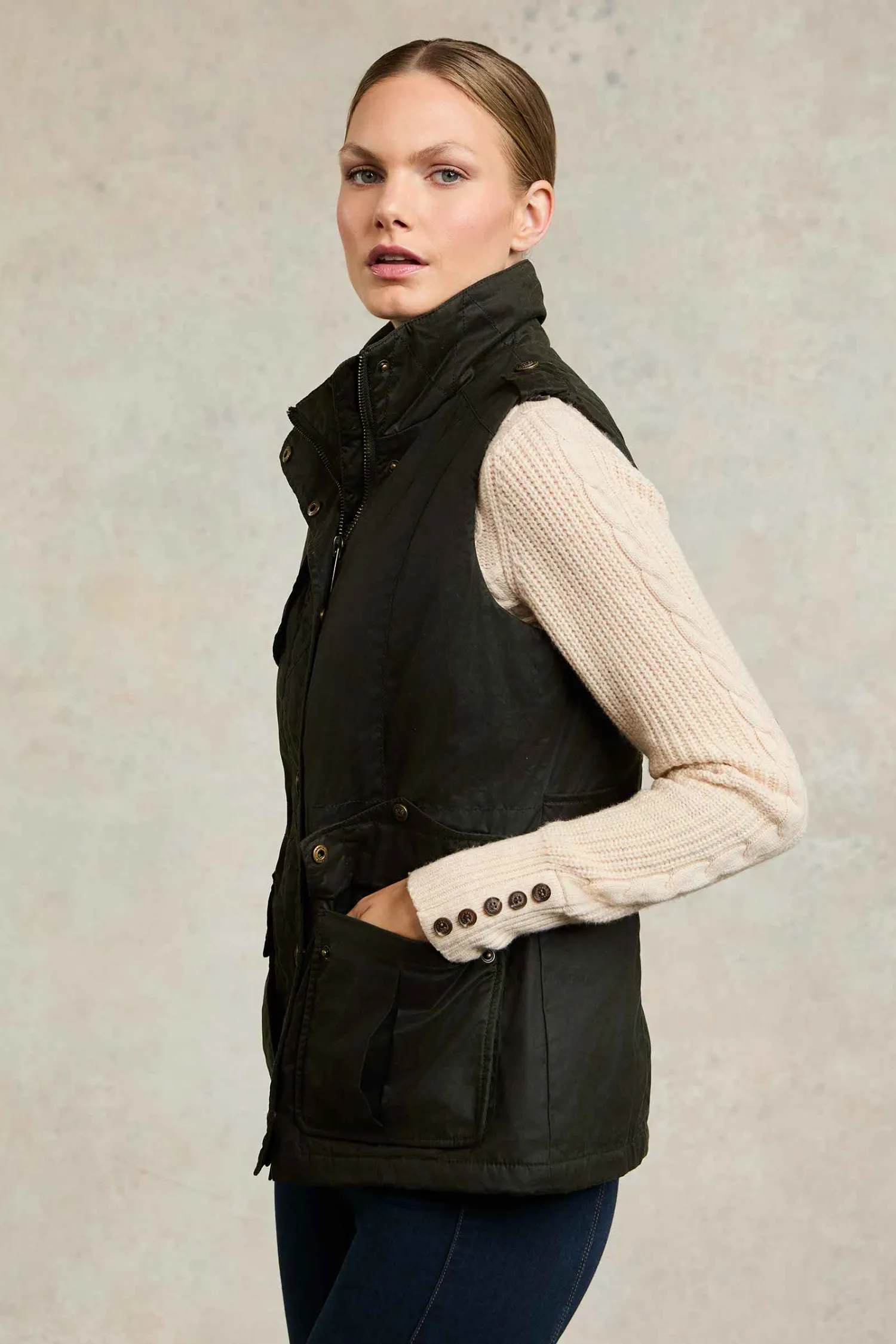 Discount Alma Wax Gilet (Dark Olive) Women Gilets