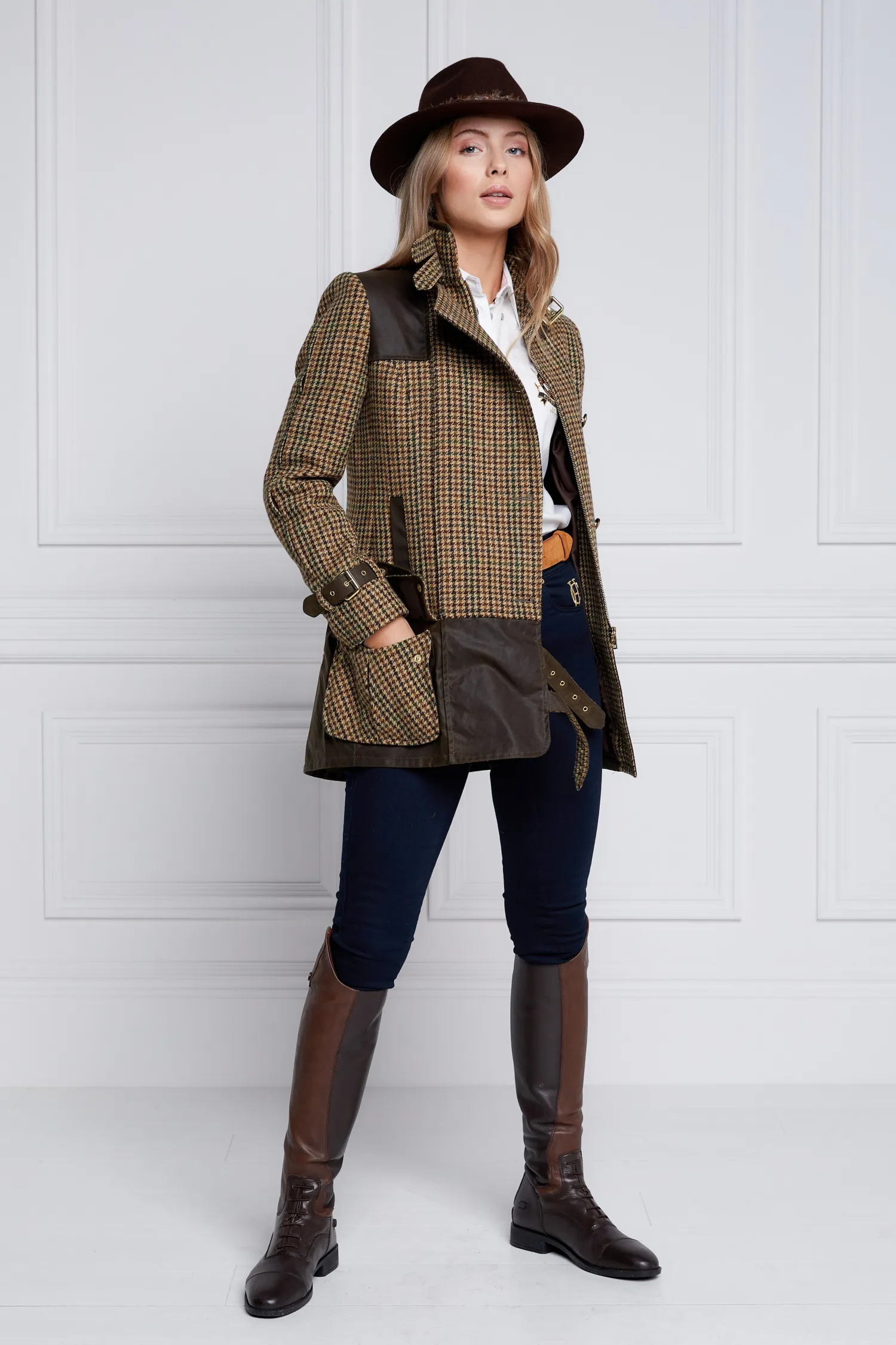 Clearance Balmoral Field Jacket (Hailes Green Tweed) Women Jackets