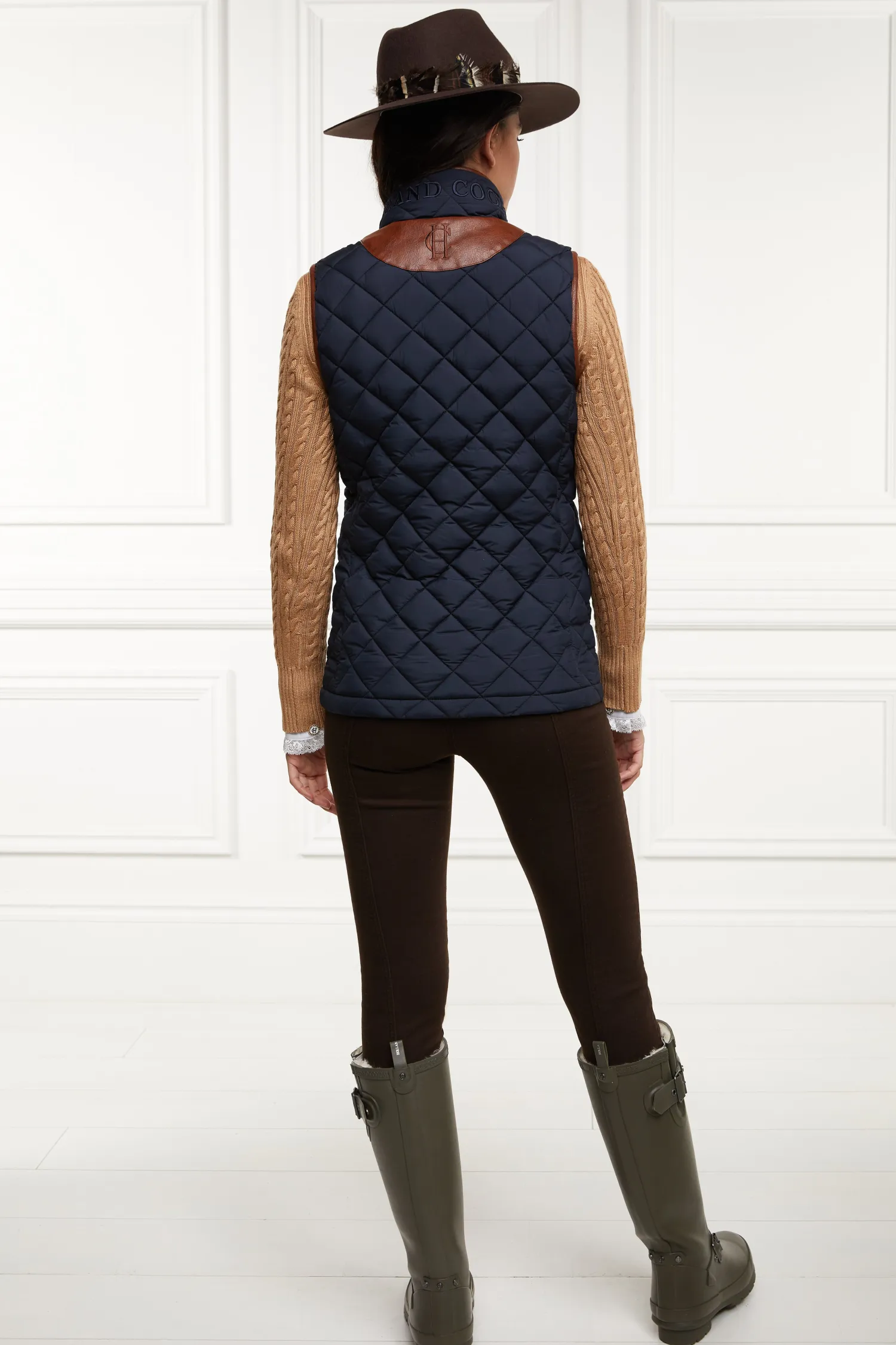 Hot Country Quilted Gilet (Ink Navy) Women Gilets
