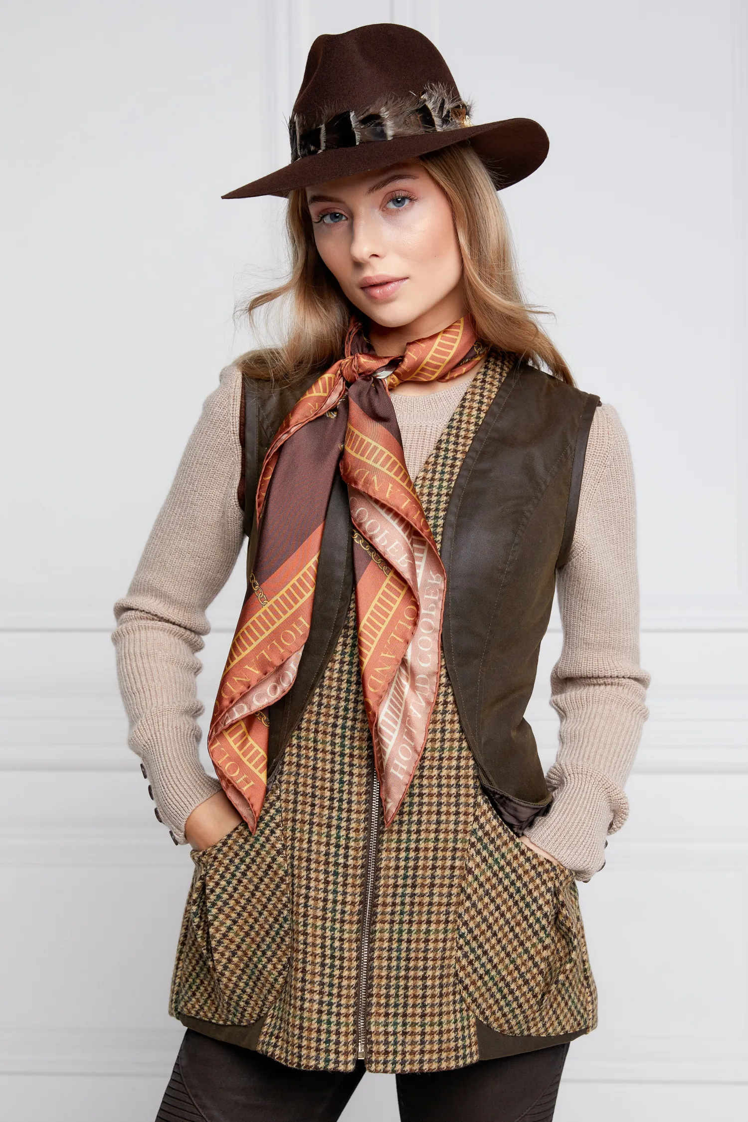 Best Field Vest (Hailes Green Tweed) Women Gilets