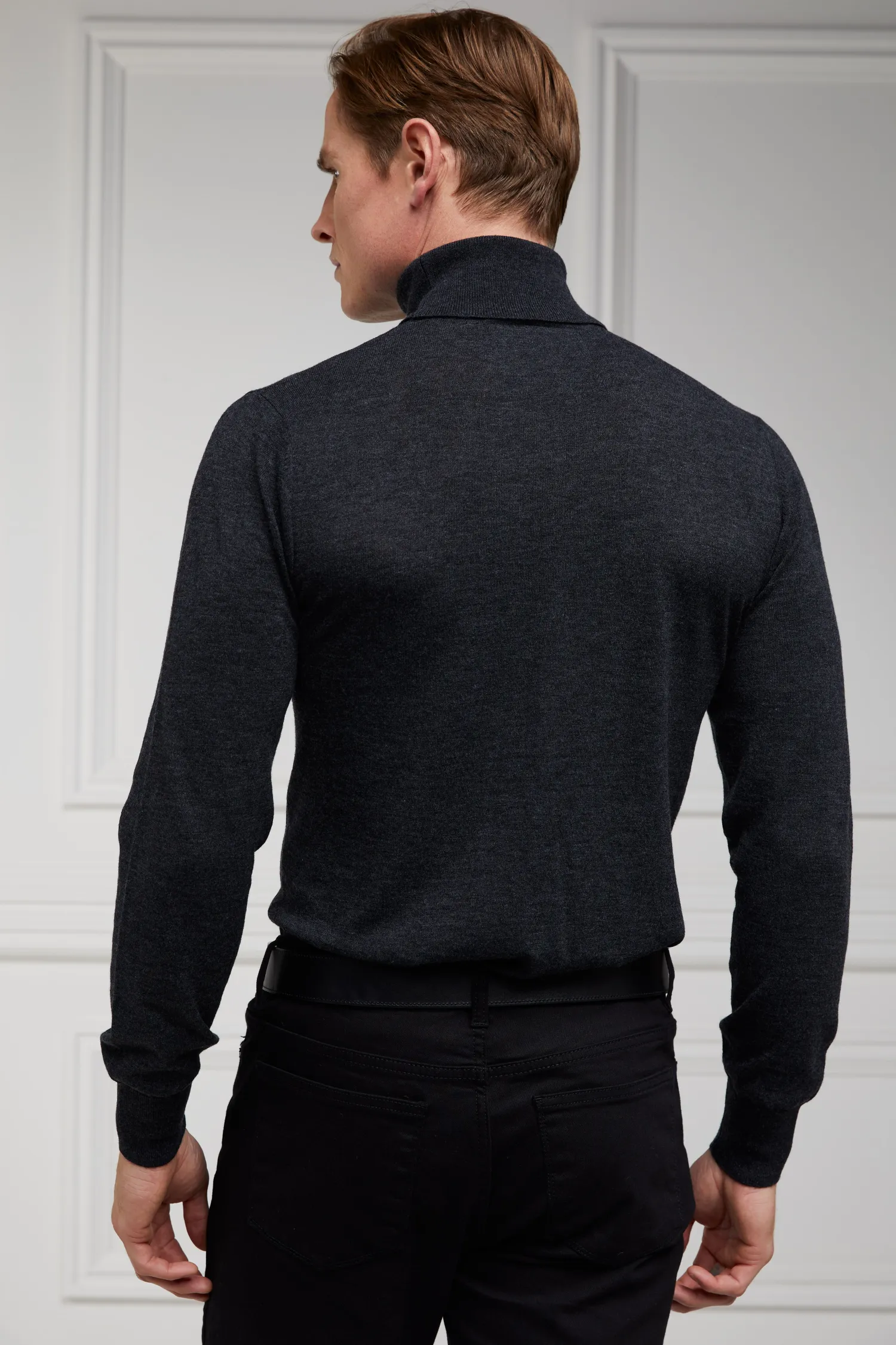 New Fine Roll Neck Knit Knitwear