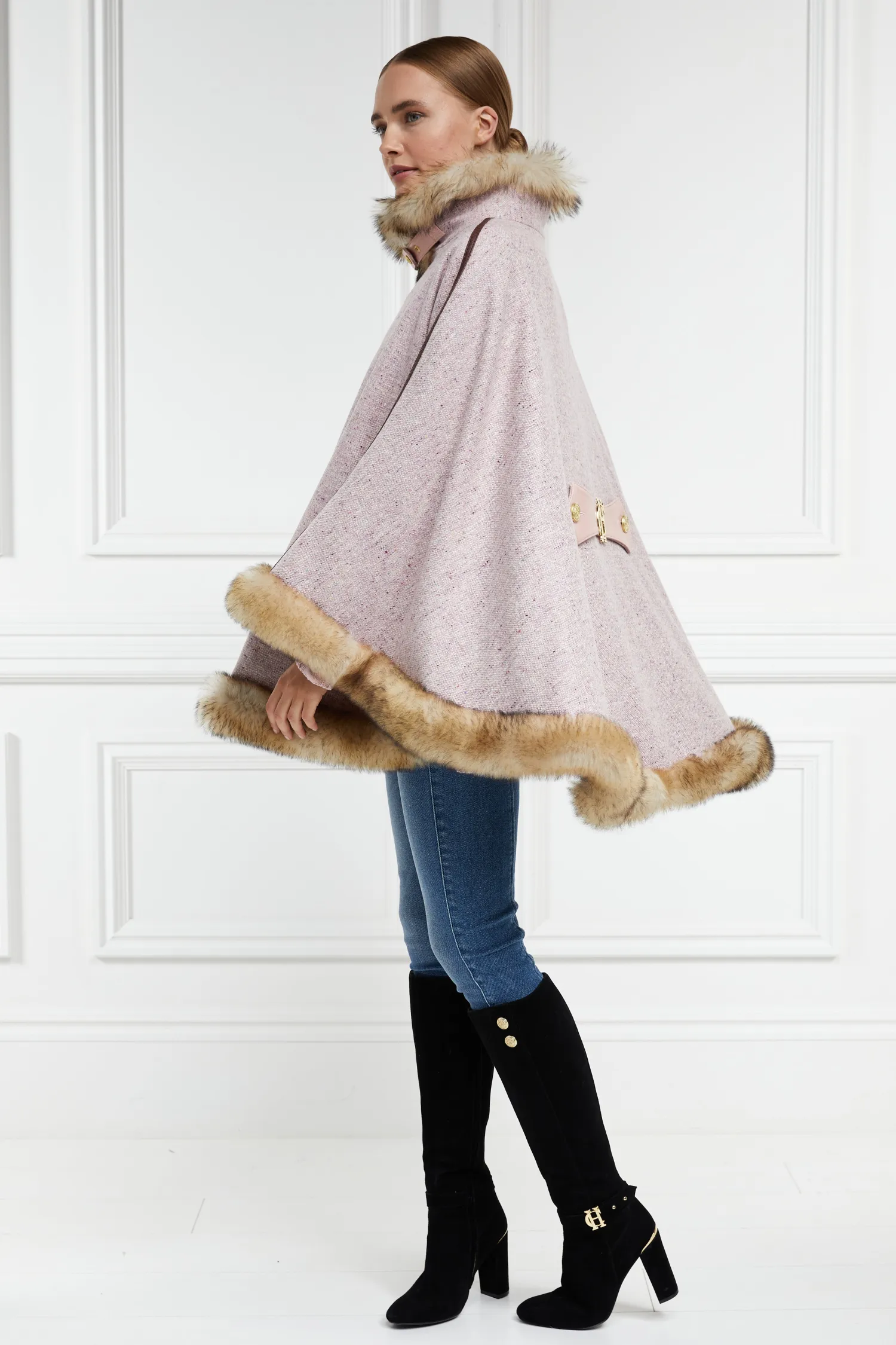 Best Gold Label Chiltern Cape (Anniversary Pink) Women Capes|Tailoring