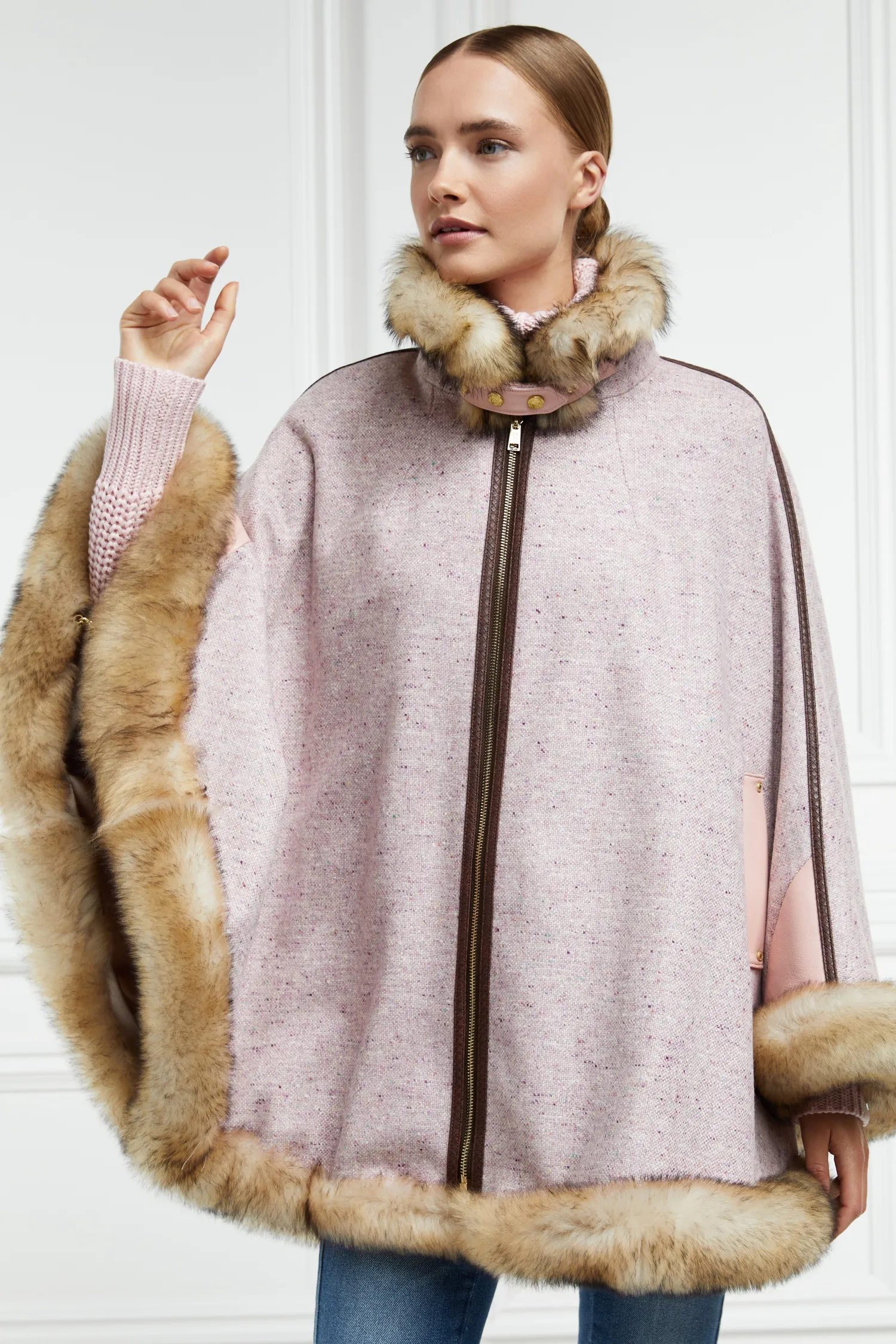 Best Gold Label Chiltern Cape (Anniversary Pink) Women Capes|Tailoring