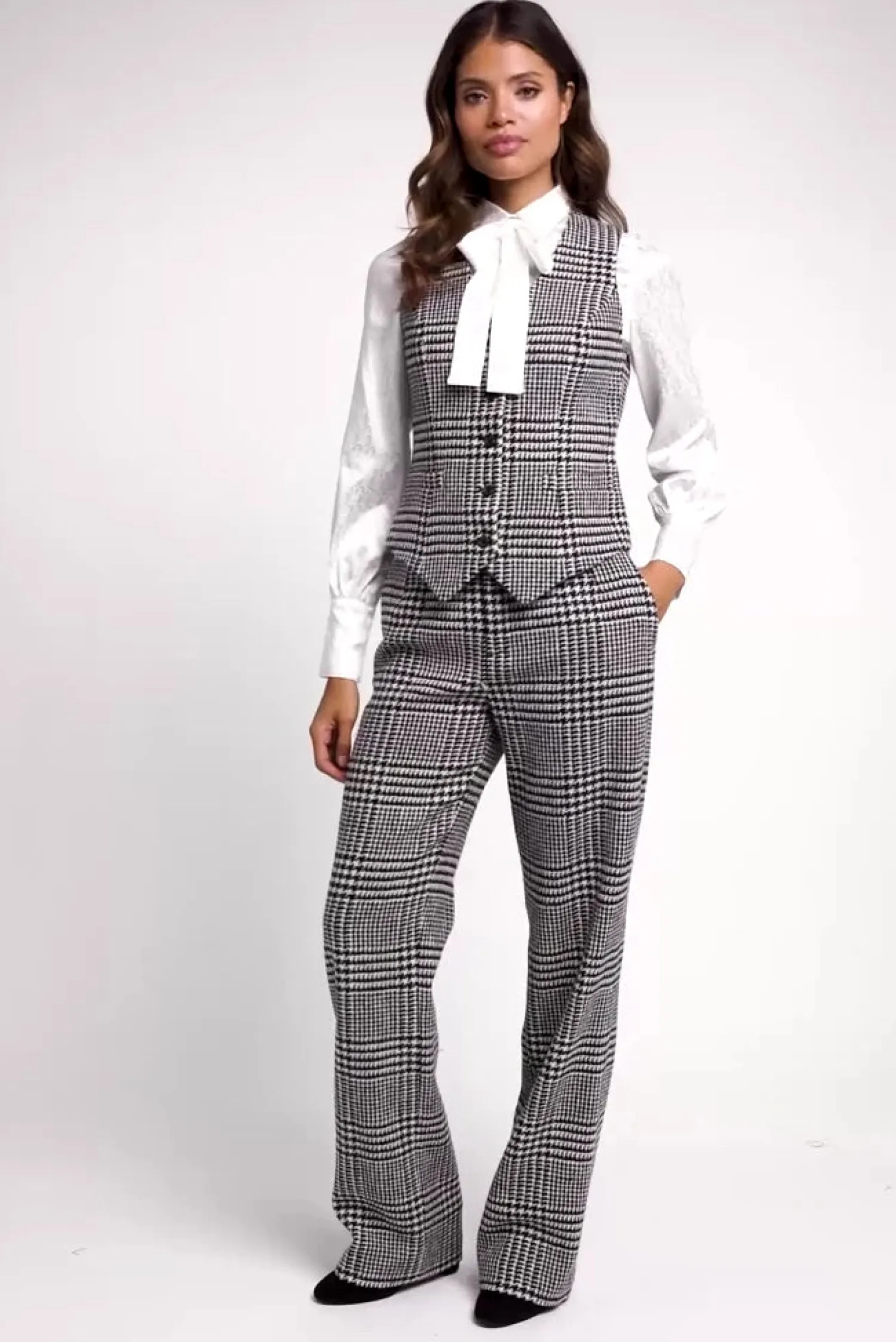 Best Hampton Waistcoat (Large Scale Prince of Wales Mono) Women Waistcoats|Tailoring